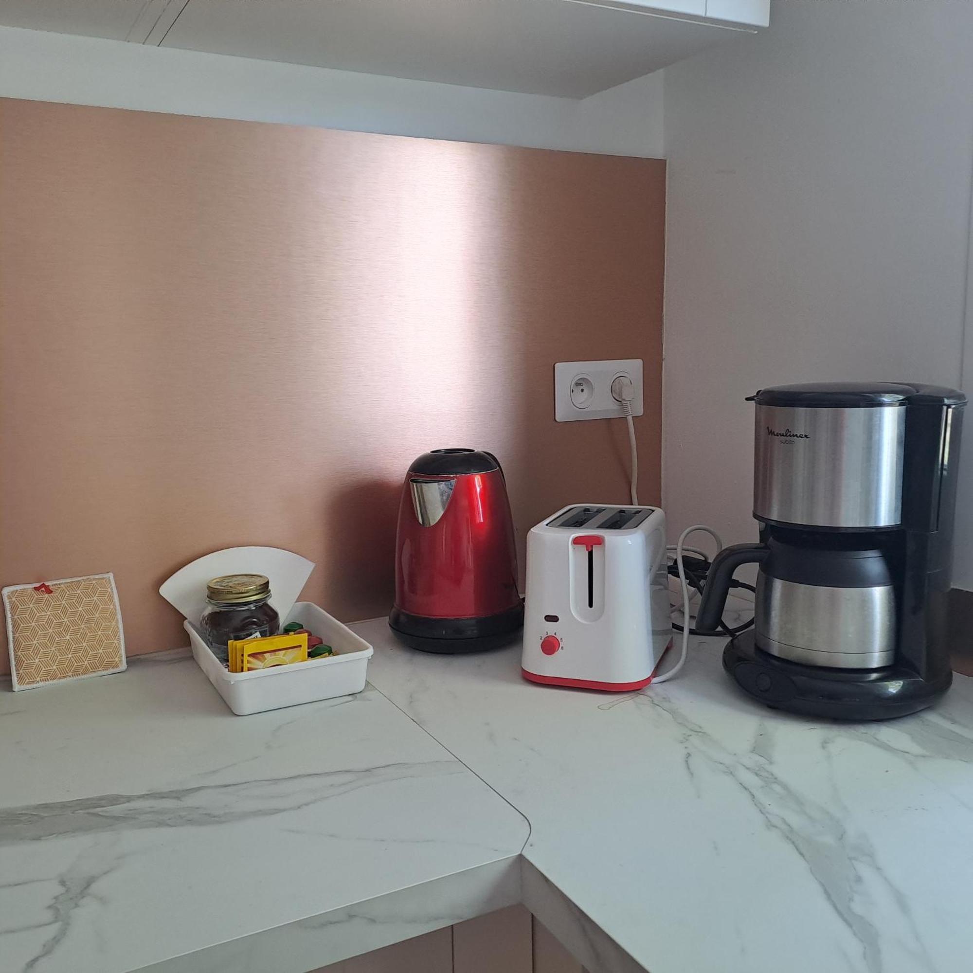 Gites De L'Akwaba Buzet-sur-Baise Esterno foto
