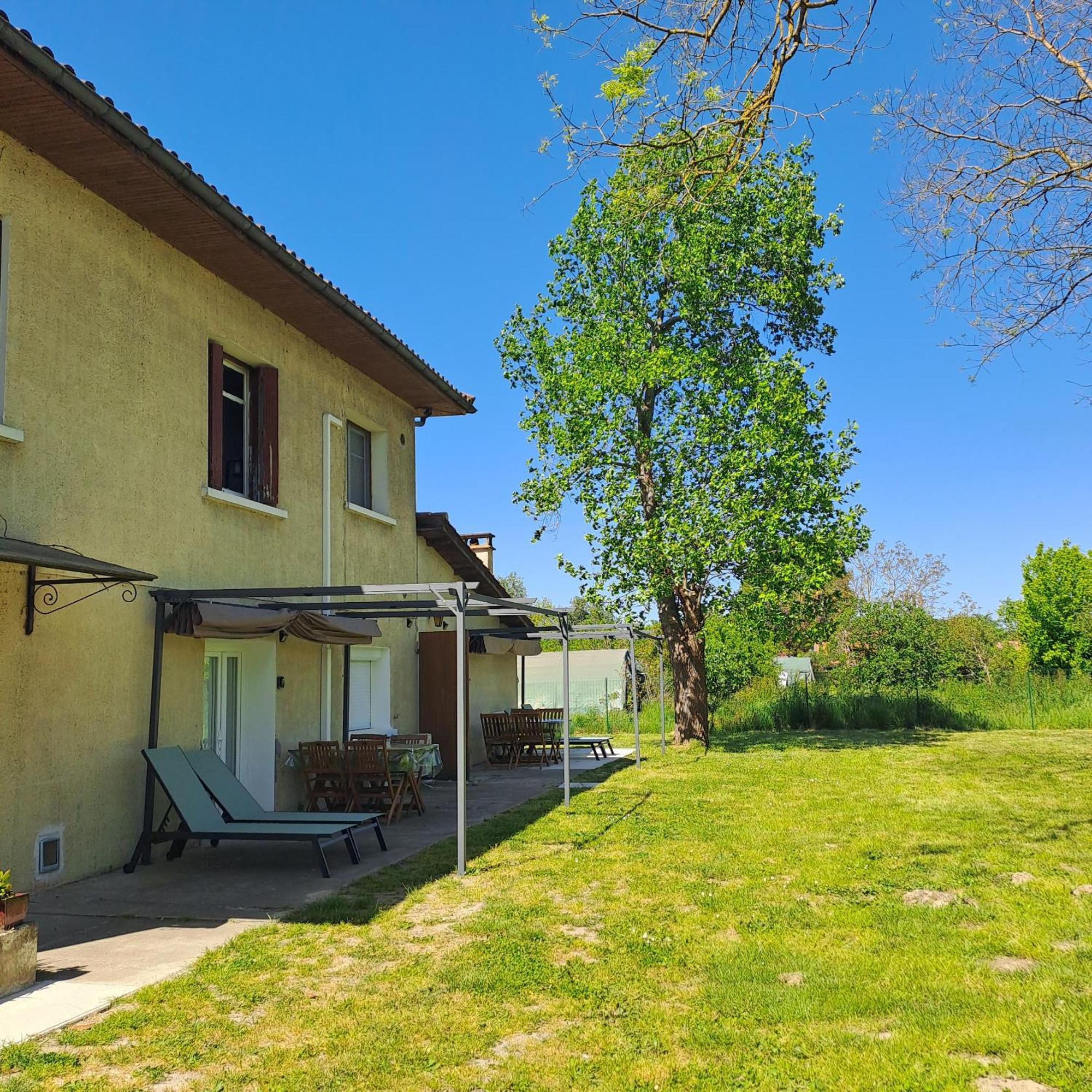 Gites De L'Akwaba Buzet-sur-Baise Esterno foto